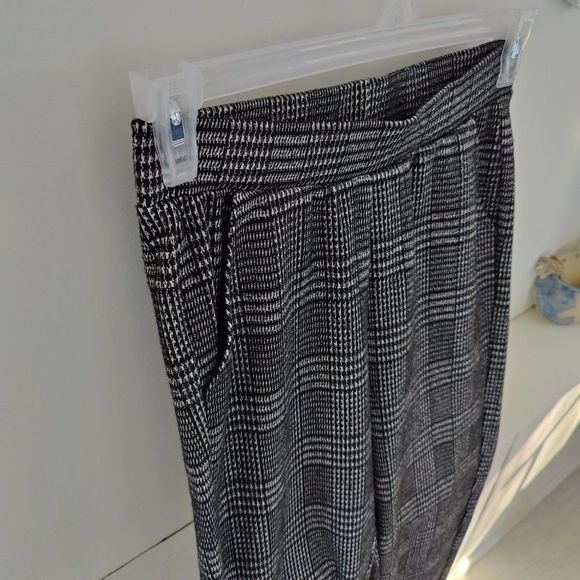 Suzy Shier Dress Pants, Grey/ Gray Size Small - Picture 5 of 10